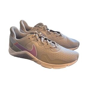 CLEARANCE NIB W Nike Legend Essential 2​